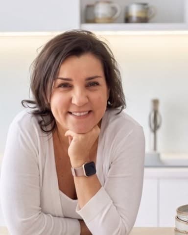 Елена Жукова